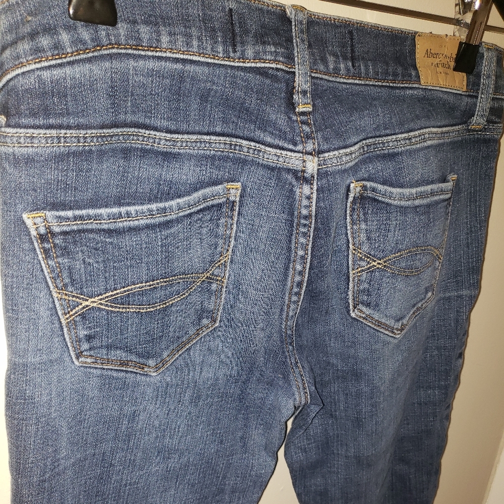 Abercrombie and Fitch Jeans Straight Leg Size 4S 27x31